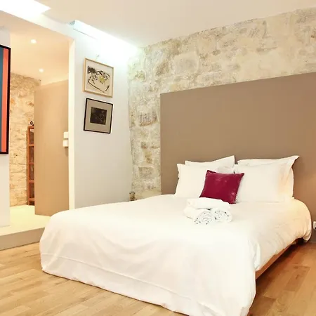 Le Marais - Republique Unique Loft *