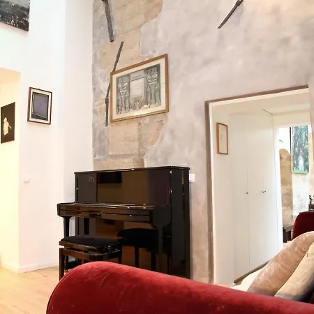 Le Marais - Republique Unique Loft * פריז