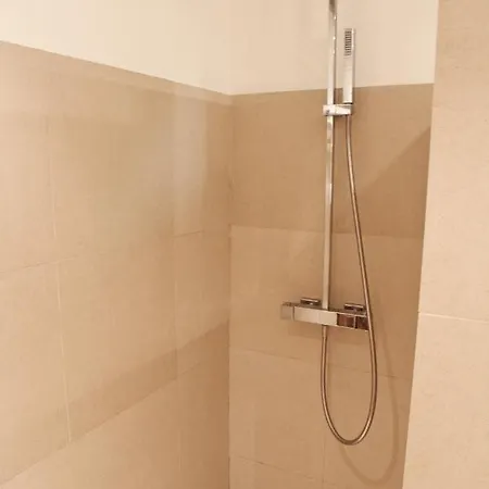 Le Marais - Republique Unique Loft פריז